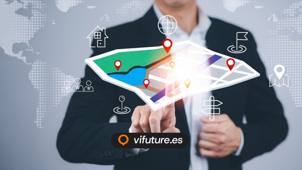 Hombre señalando mapa interactivo para posicionamiento en google maps