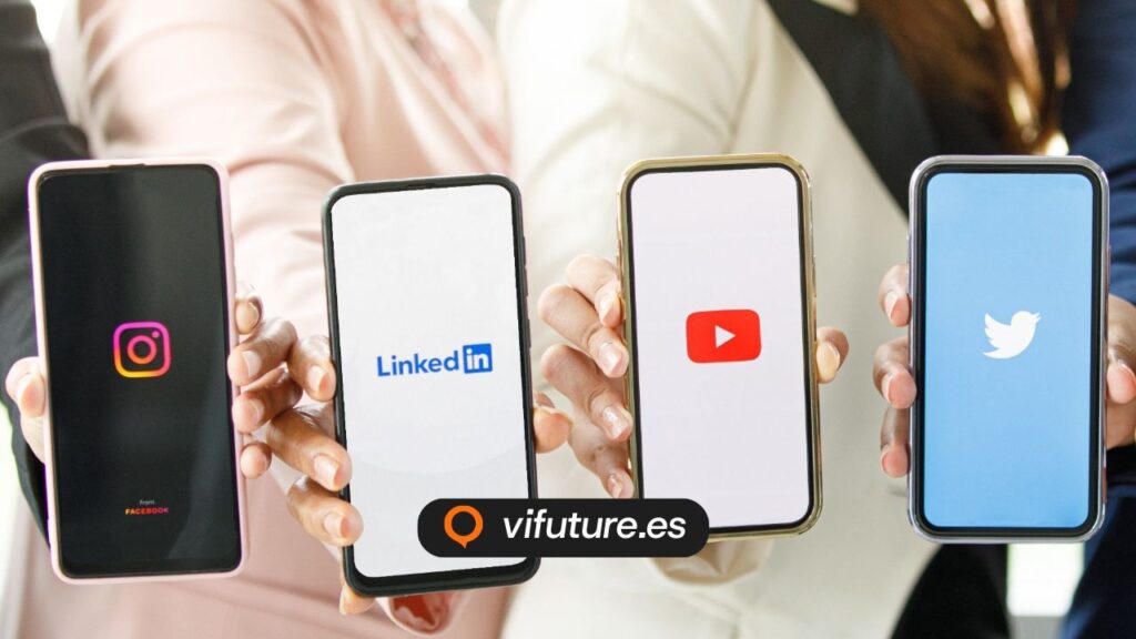 Redes sociales en 2024: ¿Cómo elegir entre plataformas horizontales y verticales